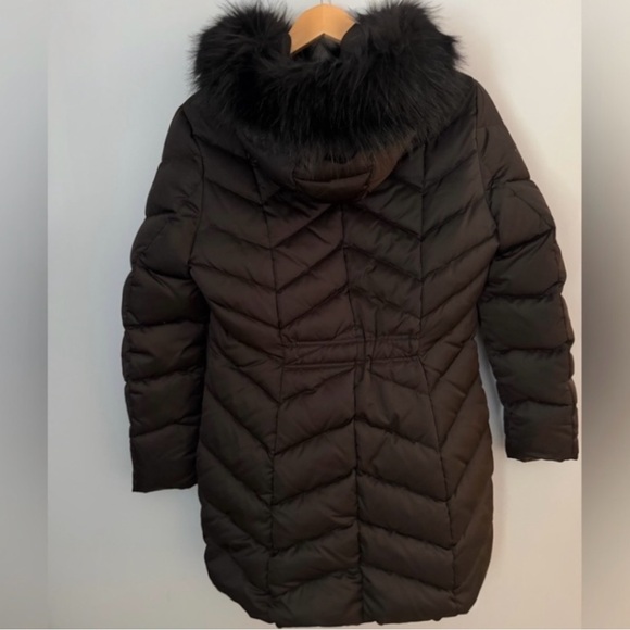 Tahari Black Down Puffer Coat with Removable Faux Fur Hood | Size M | Like New - Picture 3 of 16